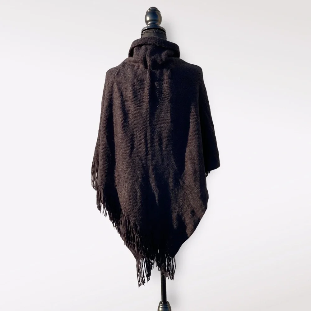 David And Young Women’s Poncho | One Size